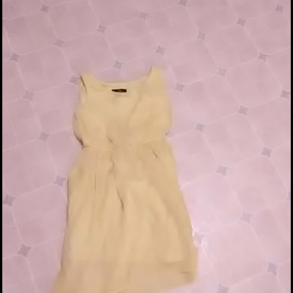 Yellow dress